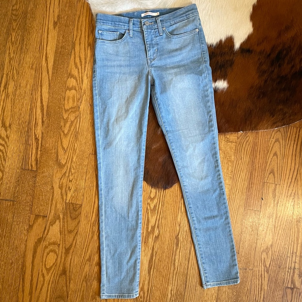 Levi’s 311 Shaping Skinny Jeans, size 27
